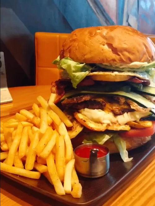 吃汉堡包视频,视频带你领略汉堡制作全过程